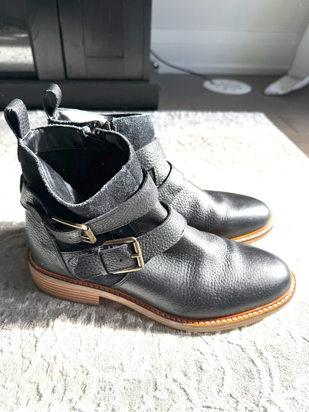 Clarks women's Black Leather Double-Buckle Ankle Boots